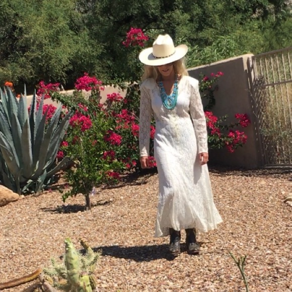 Vintage Dresses & Skirts - Vintage lace Western boho beachy wedding dress